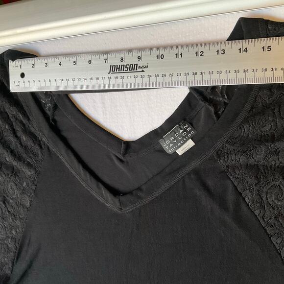 Jordan Taylor Women Blouse size XL Deep V-neck Lace Detail Stretchy Fancy Black - Picture 4 of 11